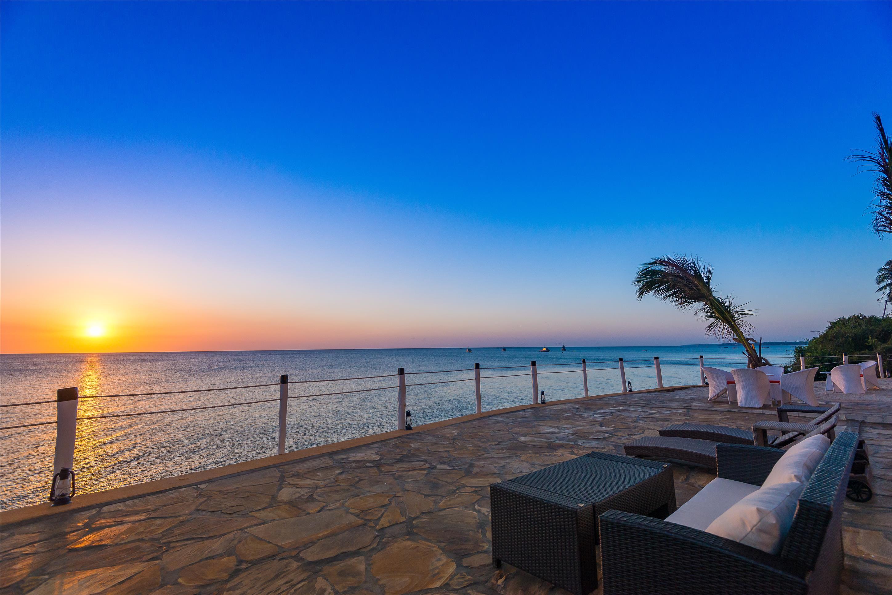 Golden Tulip Hotell 4*