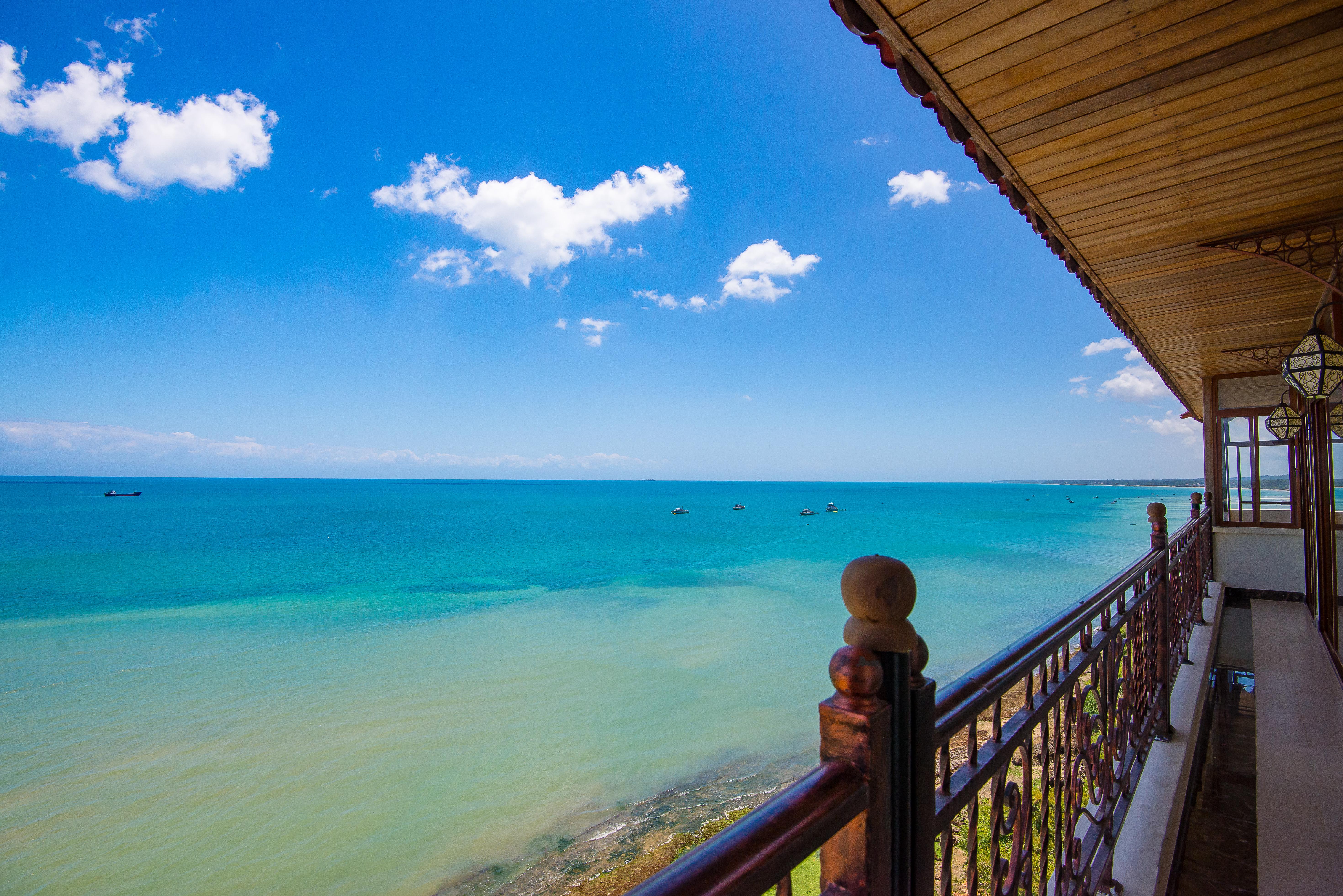 Hotell Golden Tulip 4*