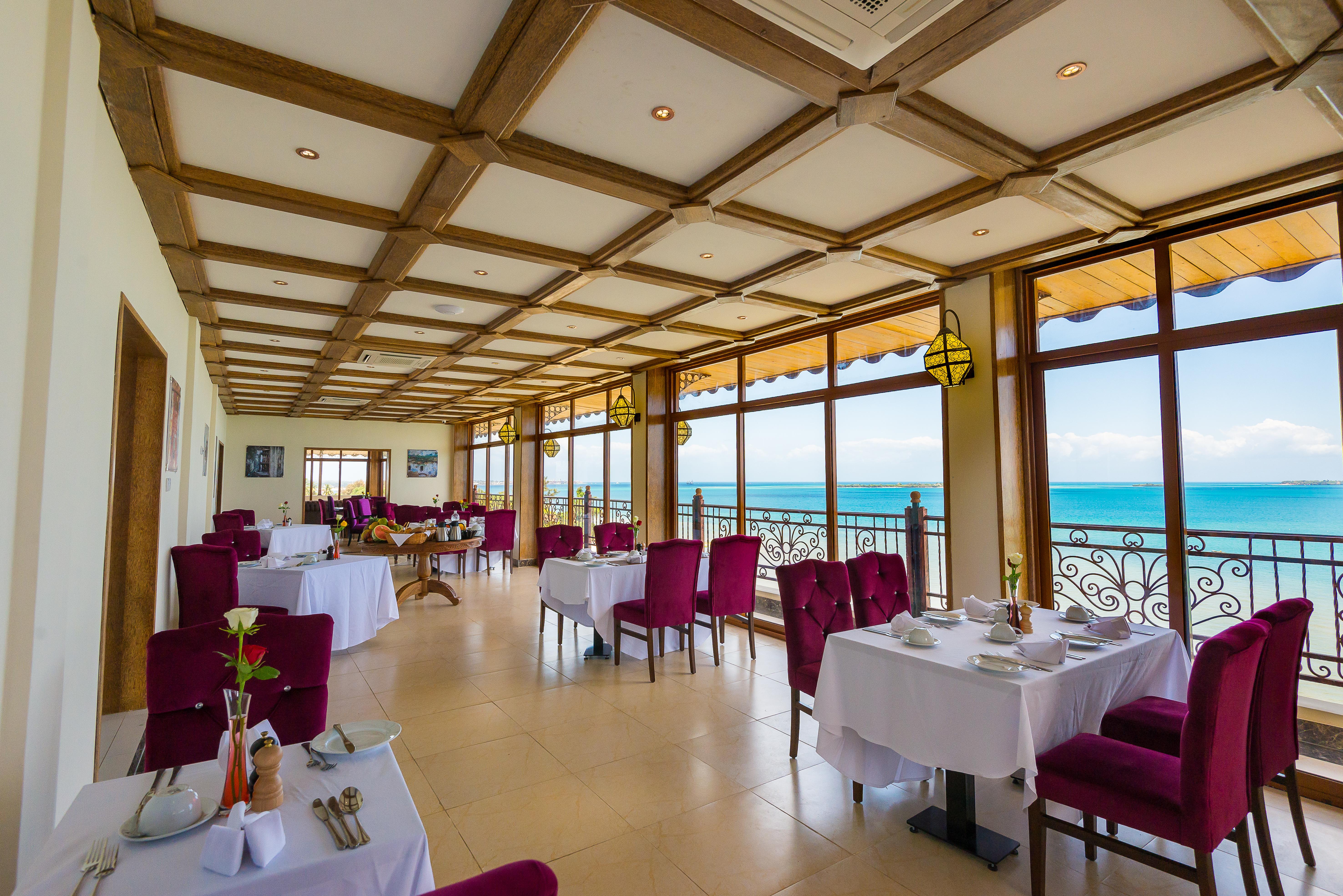 Hotell Golden Tulip 4*
