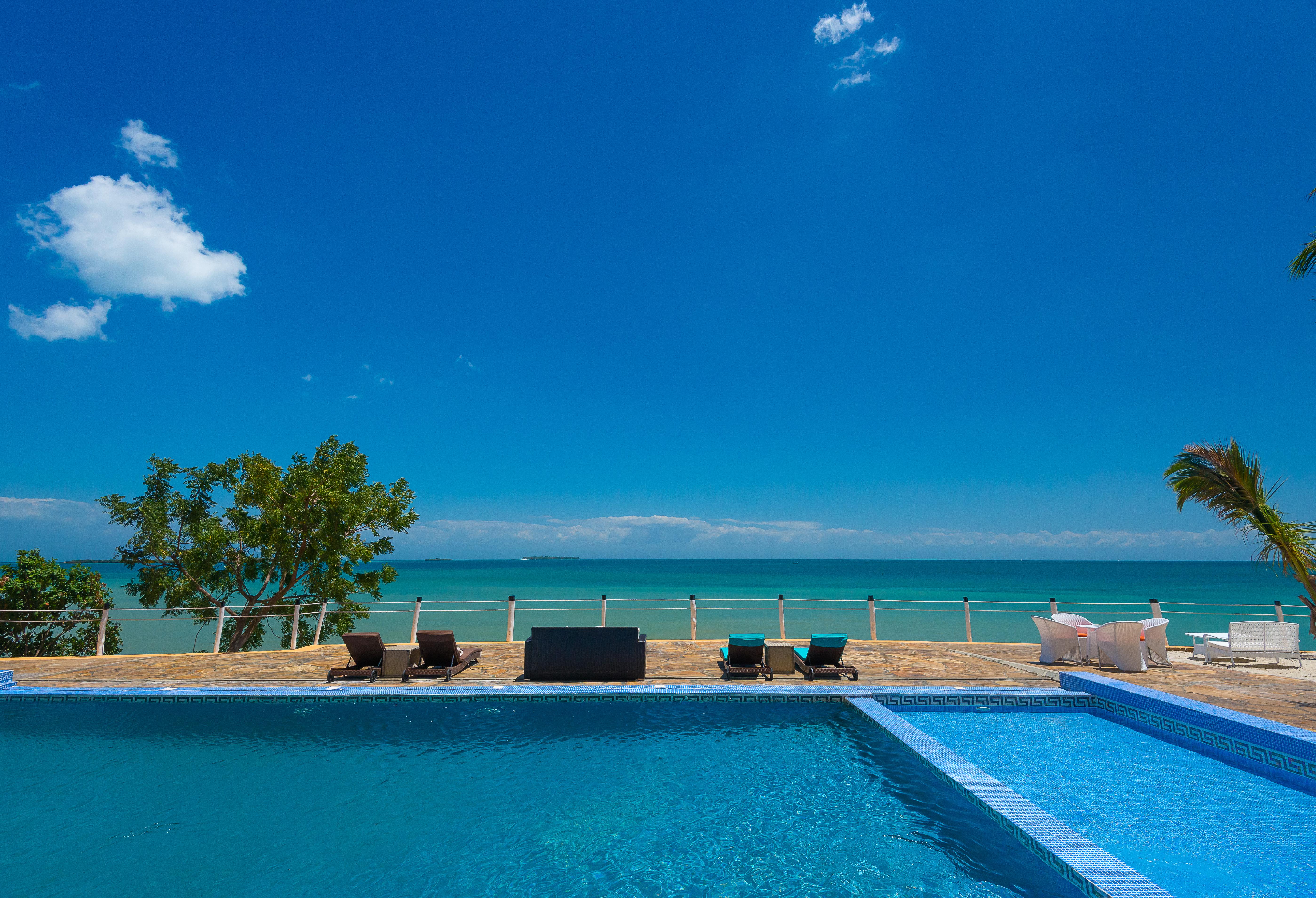 Hotell Golden Tulip 4*